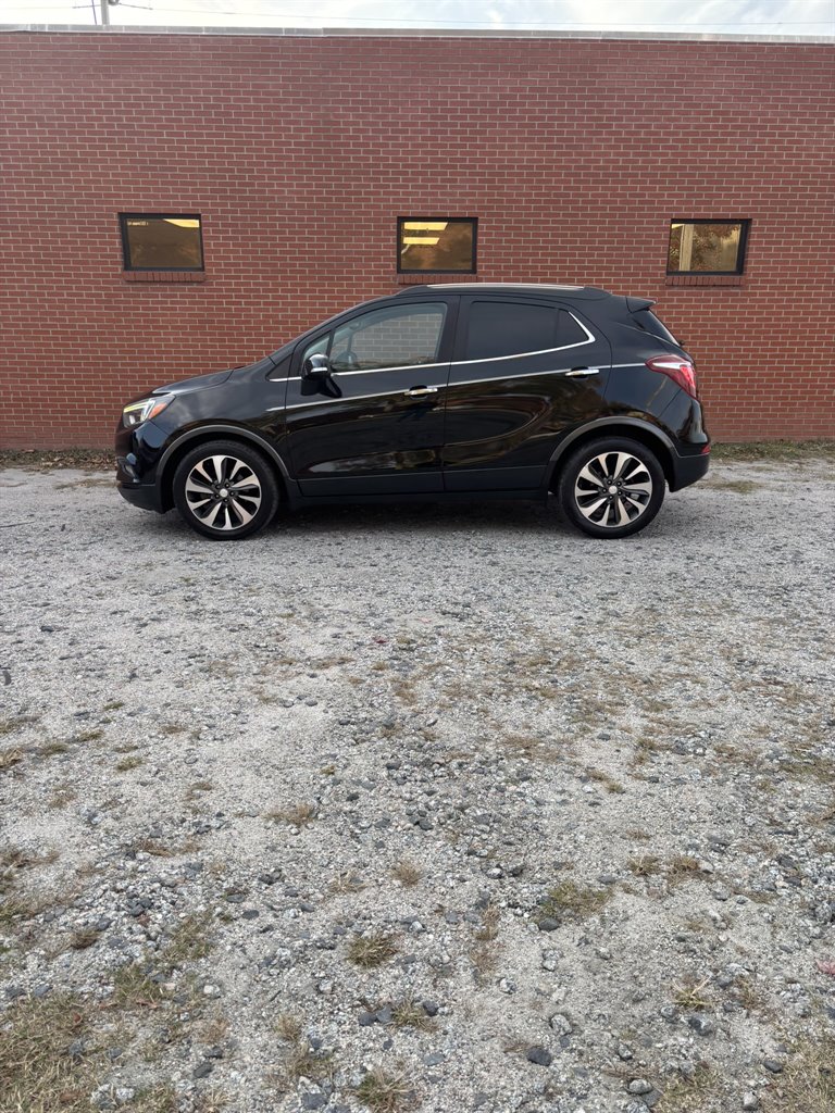 2017 Buick Encore Essence's photo